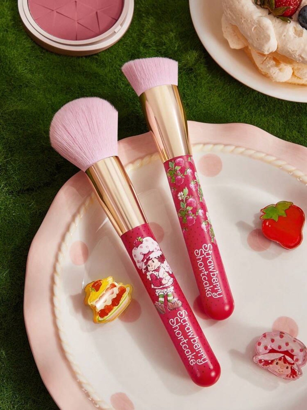 Strawberry Shortcake Makeup Brush Duo
